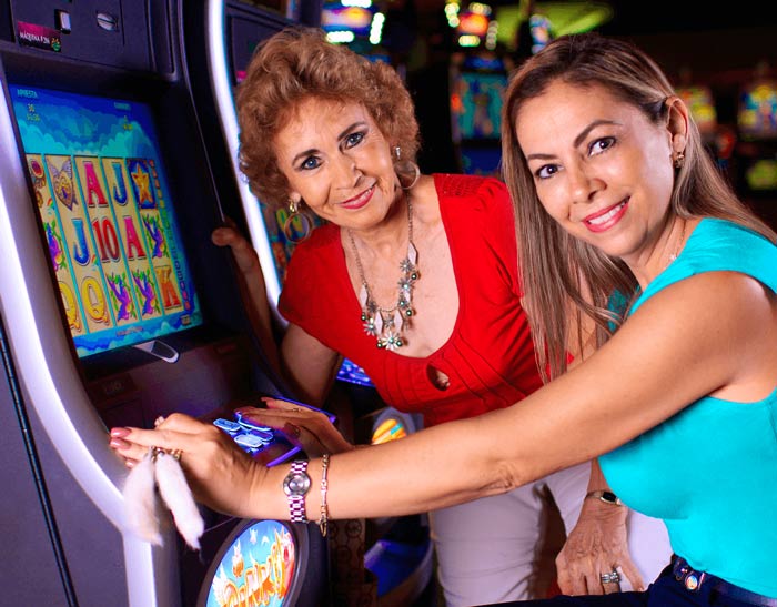 Variedad de máquinas de juego de Golden Island Casino